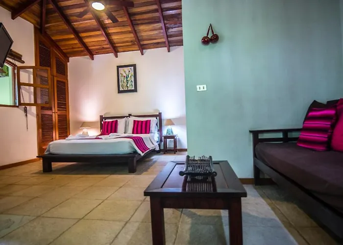 El Pequeno Gecko Hotel Sámara