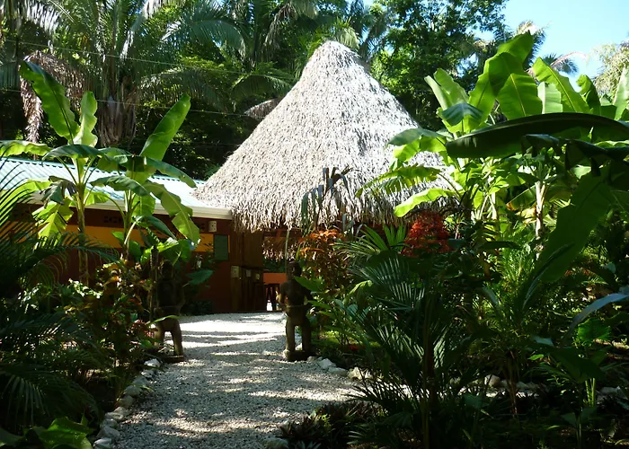 El Pequeno Gecko Hotel 3*